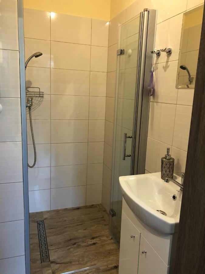 Pokoje Cztery Pory Roku Mikołajki Esterno foto