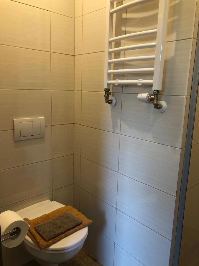 Pokoje Cztery Pory Roku Mikołajki Esterno foto